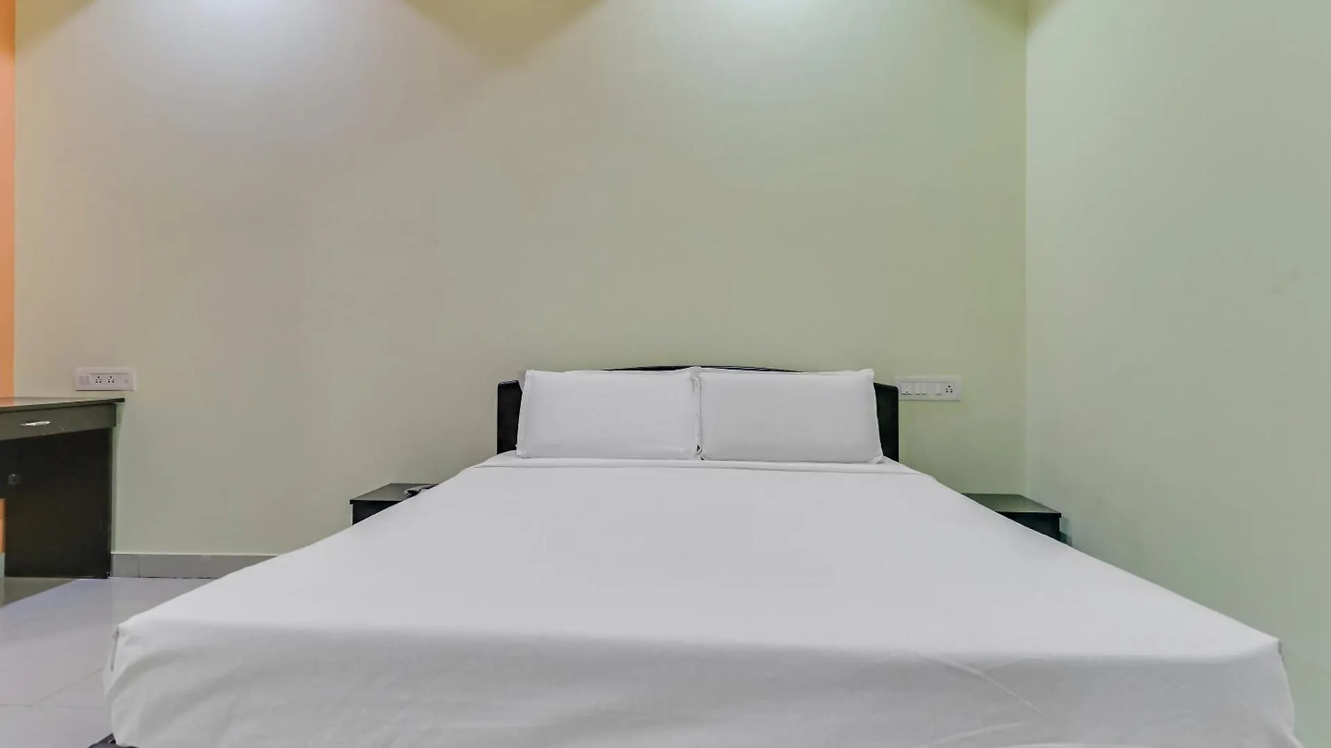 Spot On Pratham Residency Hotel Mysore